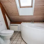 4 Person In *