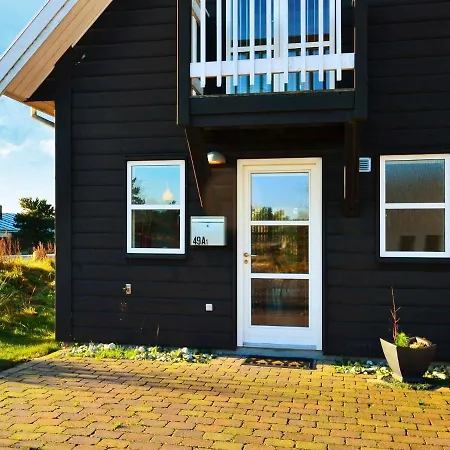 Two-bedroom In 5 Holiday home *