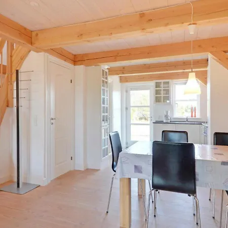 Two-bedroom In 5
