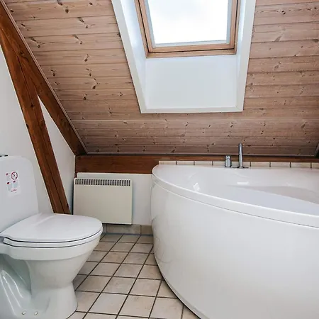 Two-bedroom In 5 *