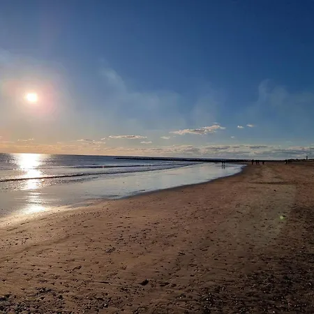 بيت للعطل 4 Person In *